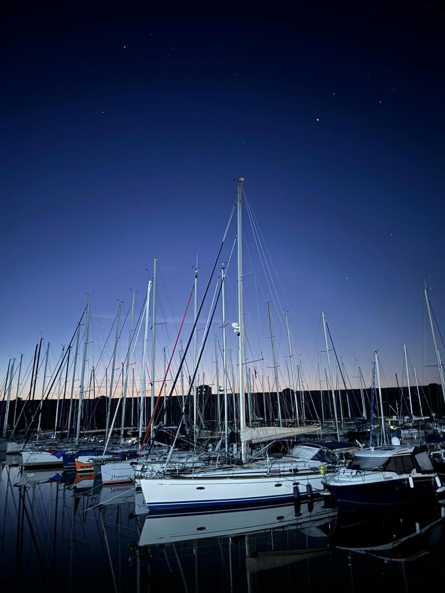 Lifeharbour Limanu Hotel Bagian luar foto