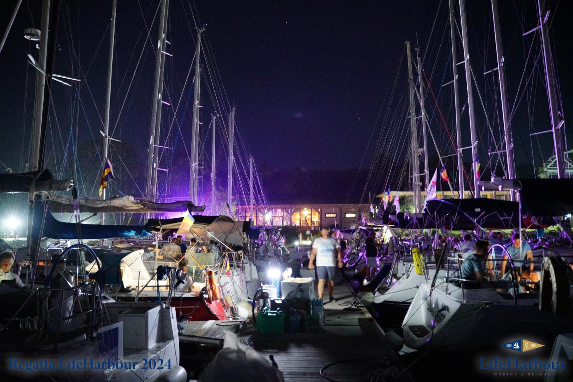 Lifeharbour Limanu Hotel Bagian luar foto