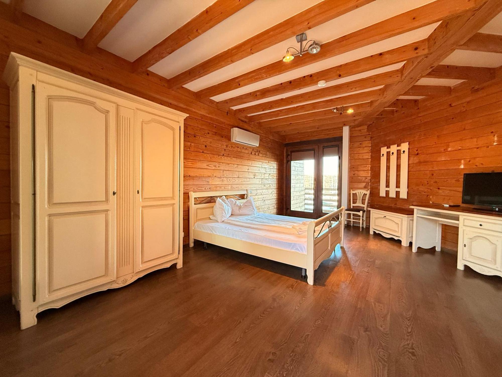 Lifeharbour Limanu Hotel Bagian luar foto