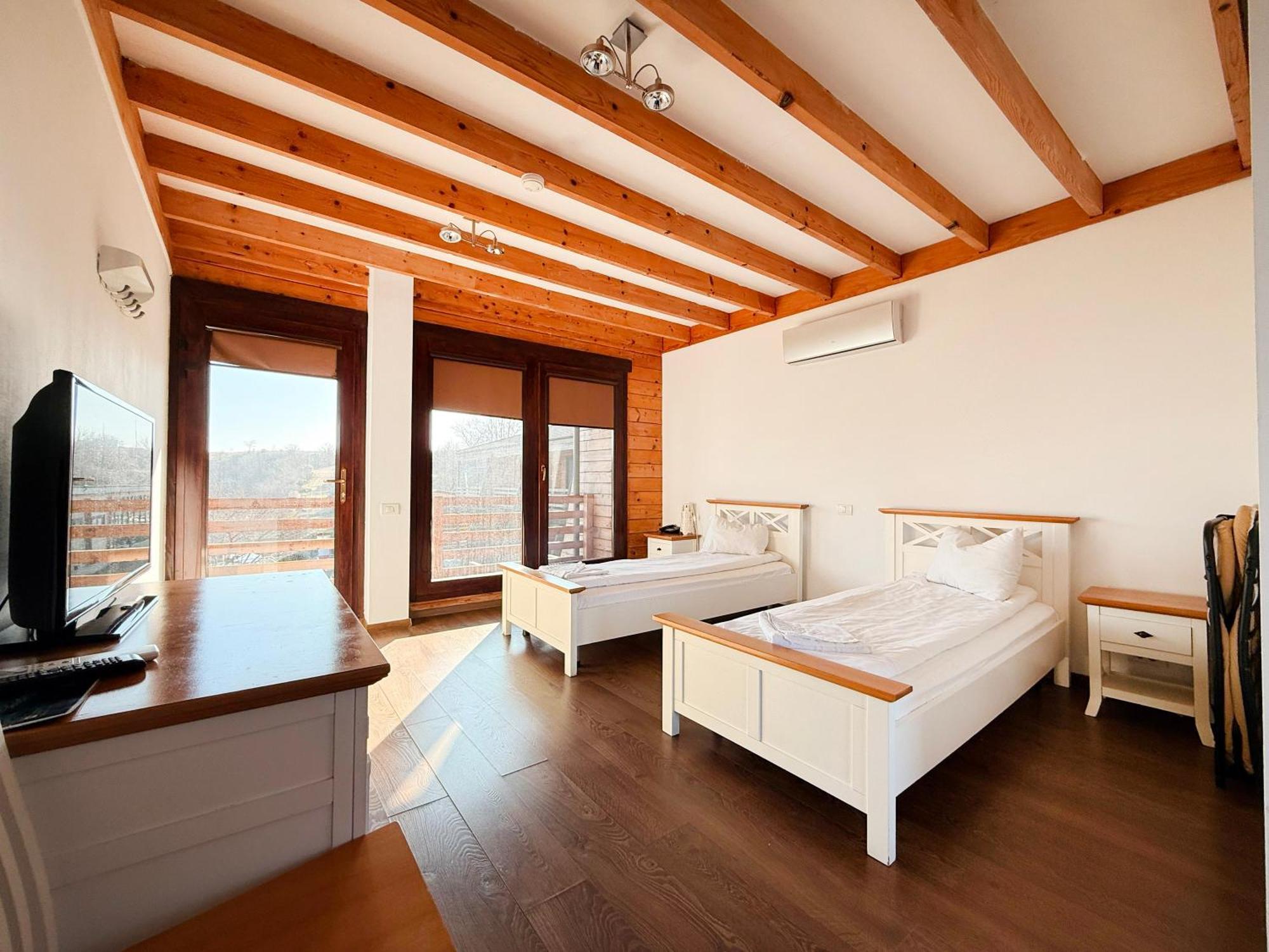 Lifeharbour Limanu Hotel Bagian luar foto